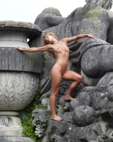 Hegre Art - 05-lisa-marie-parc-de-saint-claud-lisamarieparcdesaintclaud_010708_005xxxl