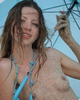 Outdoor Girls in Nature - 40-0040-katya-sea