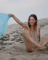 Outdoor Girls in Nature - 48-0048-katya-sea