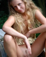 Outdoor Girls in Nature - 19-0019-zarina-watermill