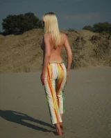 Skokoff - 06-aisha-desert-rose-006