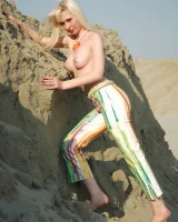 Skokoff - 17-aisha-desert-rose-019