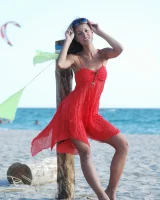 Skokoff - 02-anna-kazantip-public-002