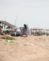 Skokoff - 65-archi-flying-on-the-beach-088