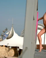 Skokoff - 65-assol-on-the-bridge-065