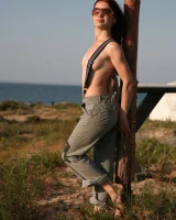 Skokoff - 04-sara-sunny-005